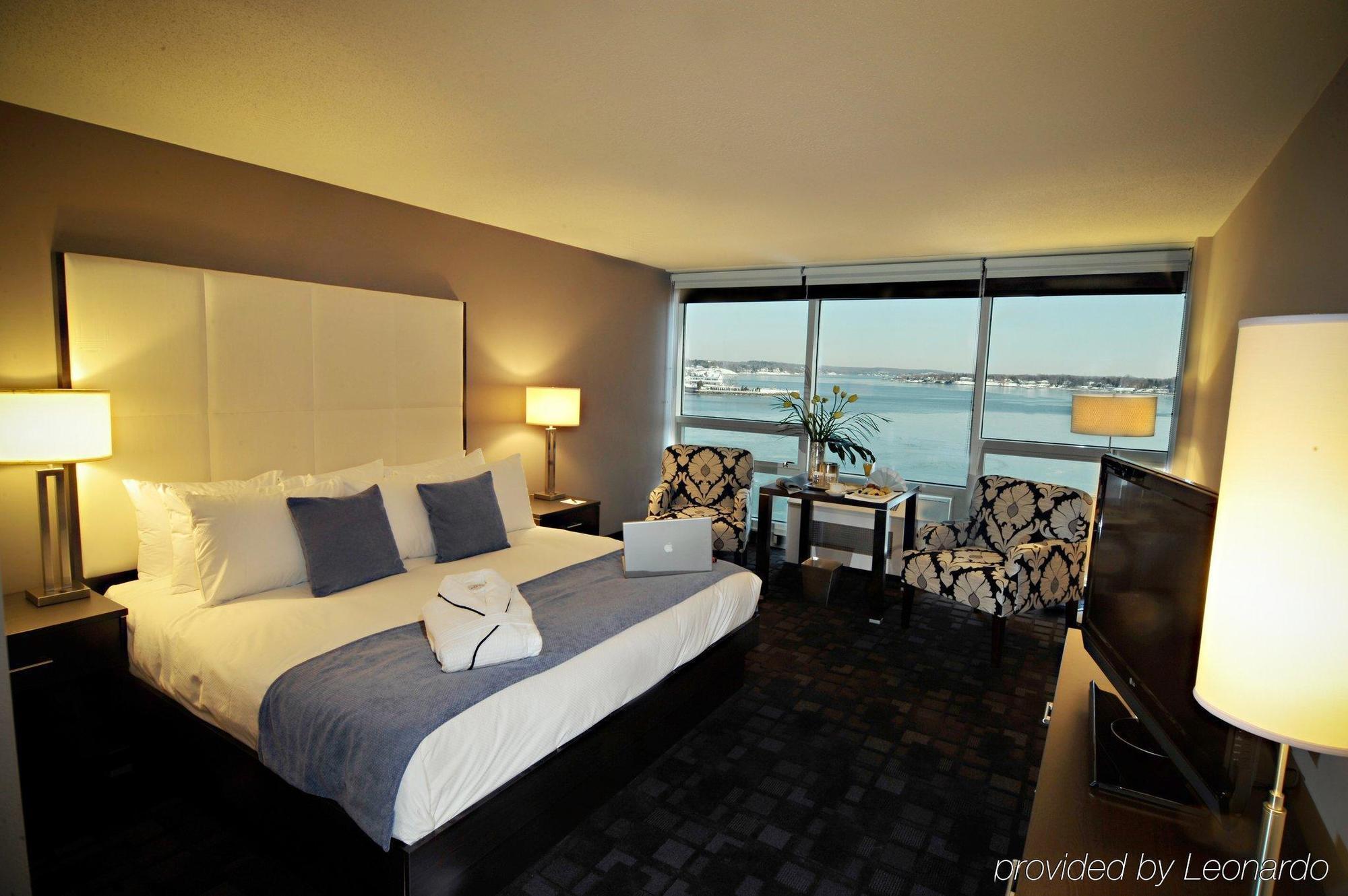 Oyster Point Hotel Red Bank Oda fotoğraf